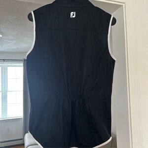 FootJoy Womens Golf Vest Size Small Black Zip Pockets Lightweght